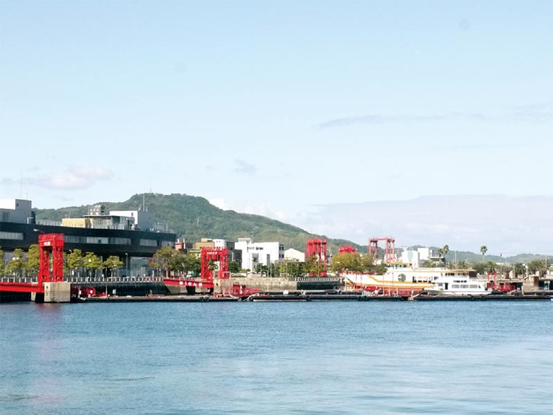 今治港
